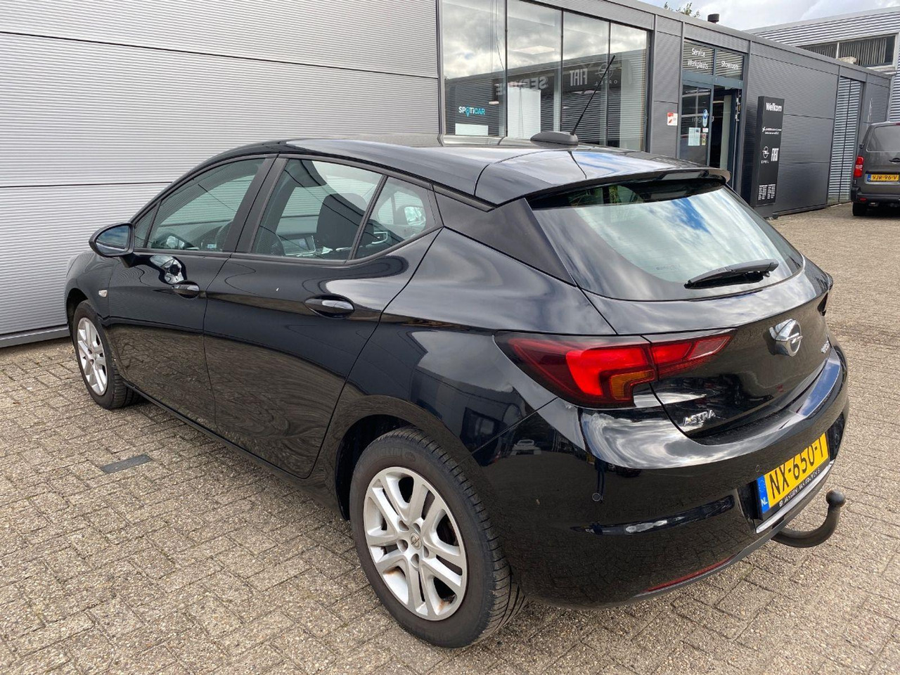 Opel Astra 1.0 Online Edition | 2017 | 112.576 km | NX650T | NAP: Logisch - Hečbekas: foto 3 Opel Astra 1.0 Online Edition | 2017 | 112.576 km | NX650T | NAP: Logisch - Hečbekas: foto 3