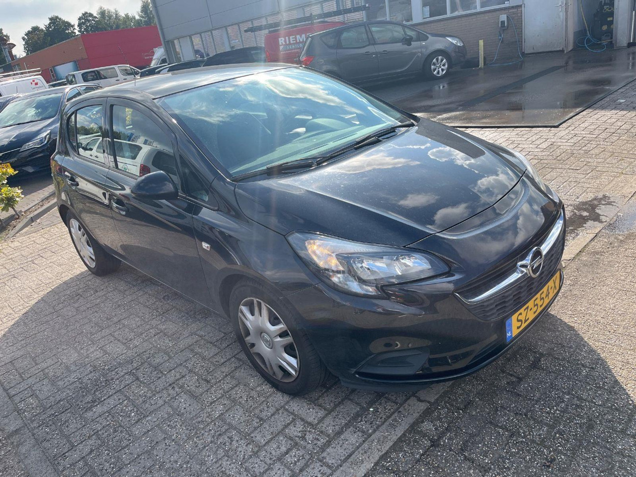 Opel Corsa 1.4 Favourite | 2018 | 98.705 km | SZ554X | NAP: Logisch - Hečbekas: foto 2 Opel Corsa 1.4 Favourite | 2018 | 98.705 km | SZ554X | NAP: Logisch - Hečbekas: foto 2