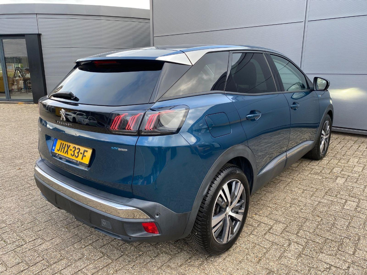 Peugeot 3008 1.6 HYbrid 225 Blue Lease Allure | 2021 | 65.770 km | Automaat | JHX33F | NAP: Geen oordeel - Visureigis: foto 4 Peugeot 3008 1.6 HYbrid 225 Blue Lease Allure | 2021 | 65.770 km | Automaat | JHX33F | NAP: Geen oordeel - Visureigis: foto 4