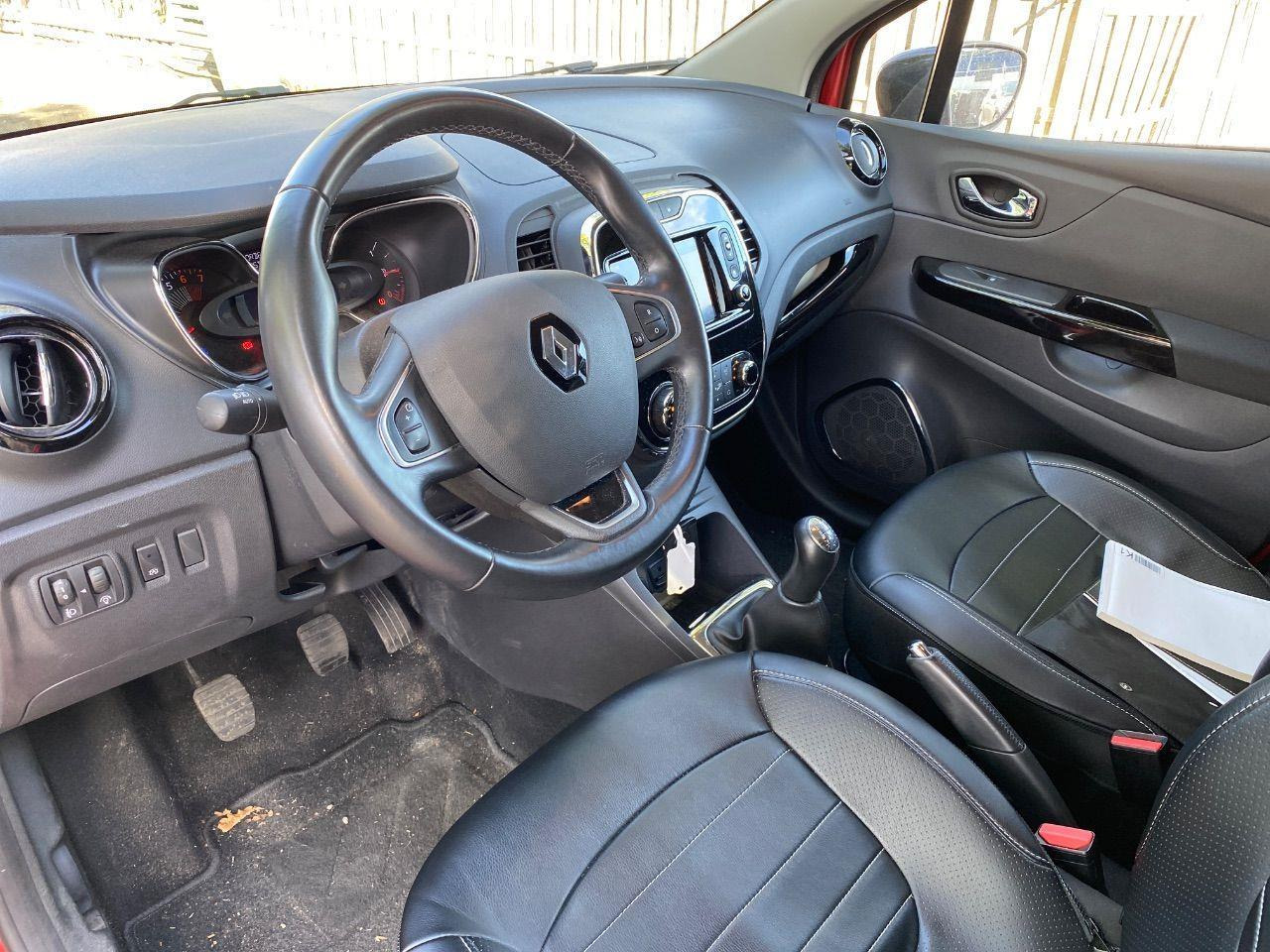 Renault Captur 0.9 TCe Dynamique | 2016 | 75.621 km | JK028D | NAP: Logisch - Visureigis: foto 5 Renault Captur 0.9 TCe Dynamique | 2016 | 75.621 km | JK028D | NAP: Logisch - Visureigis: foto 5