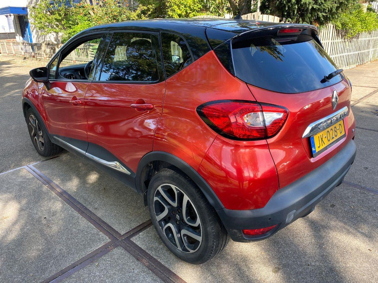 Renault Captur 0.9 TCe Dynamique | 2016 | 75.621 km | JK028D | NAP: Logisch - Visureigis: foto 3 Renault Captur 0.9 TCe Dynamique | 2016 | 75.621 km | JK028D | NAP: Logisch - Visureigis: foto 3