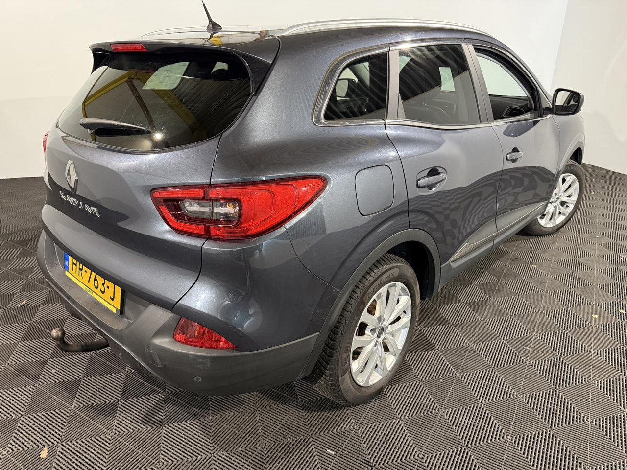 Renault | Kadjar | 1.2 TCe Intens | 2015 | 187.621 km | HR763J | Logisch - Visureigis: foto 4 Renault | Kadjar | 1.2 TCe Intens | 2015 | 187.621 km | HR763J | Logisch - Visureigis: foto 4