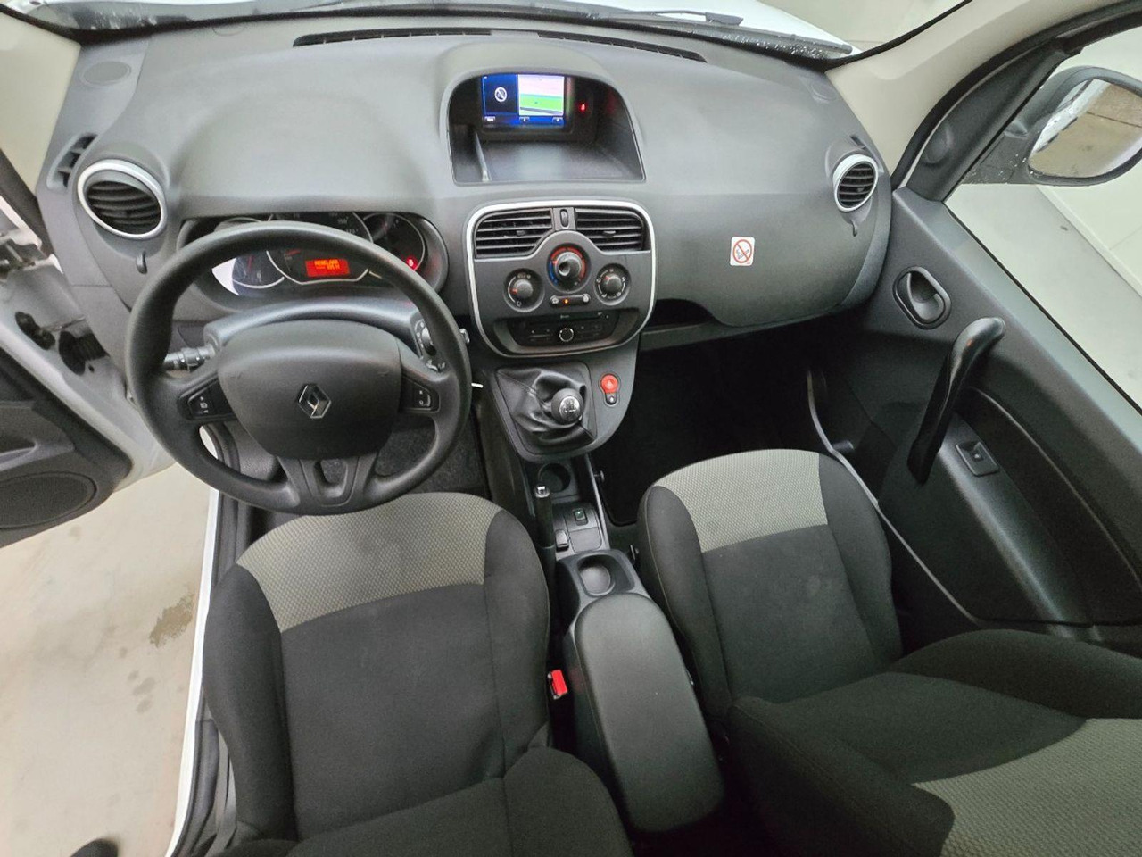 Renault Kangoo 1.5 Blue dCi 80 Comfort | 2020 | 118.122 km | VTL58N | NAP: Geen oordeel - Mažas furgonas: foto 5 Renault Kangoo 1.5 Blue dCi 80 Comfort | 2020 | 118.122 km | VTL58N | NAP: Geen oordeel - Mažas furgonas: foto 5