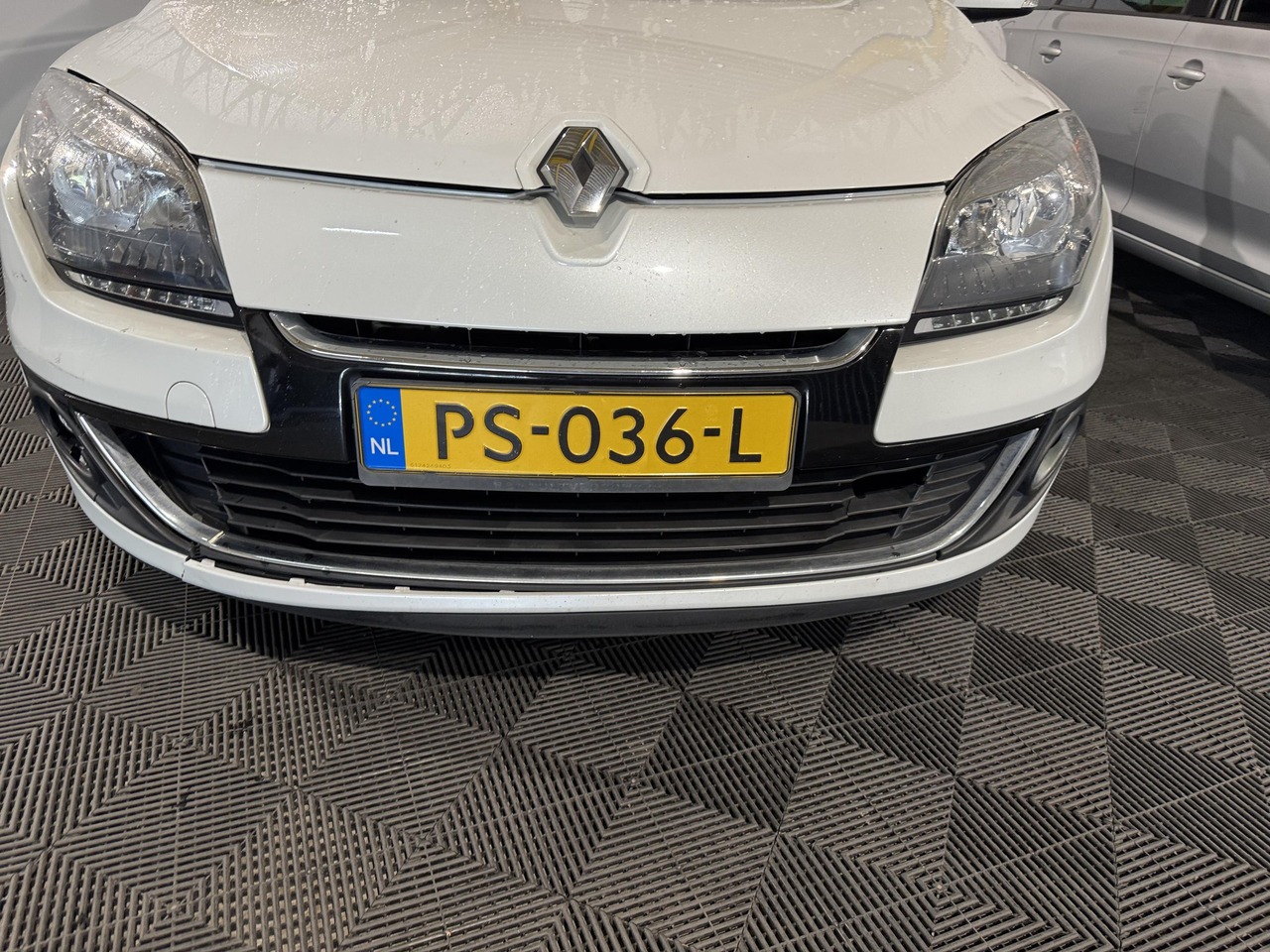 Renault Mégane Estate 1.2 TCe Collection | 2013 | 186.058 km | PS-036-L - Lengvasis automobilis: foto 2 Renault Mégane Estate 1.2 TCe Collection | 2013 | 186.058 km | PS-036-L - Lengvasis automobilis: foto 2