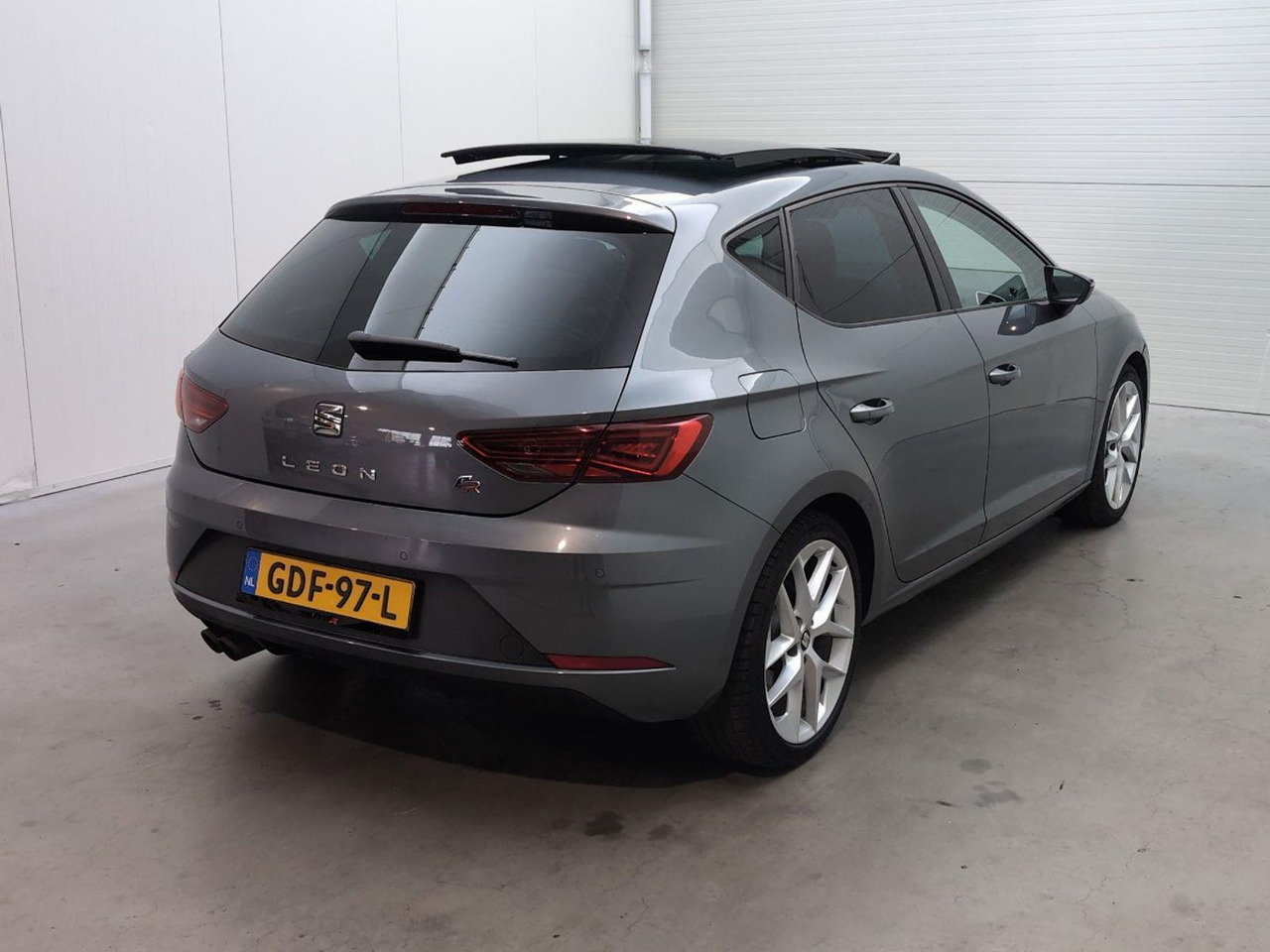 SEAT Leon 1.8 TSI FR Business Intense | 2018 | 158.529 km | Automaat | GDF97L | NAP: Geen oordeel - Hečbekas: foto 4 SEAT Leon 1.8 TSI FR Business Intense | 2018 | 158.529 km | Automaat | GDF97L | NAP: Geen oordeel - Hečbekas: foto 4