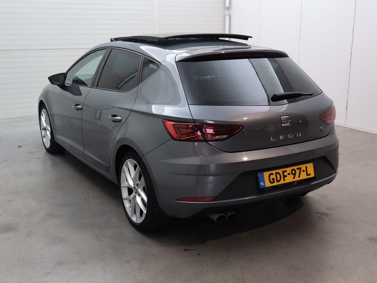 SEAT Leon 1.8 TSI FR Business Intense | 2018 | 158.529 km | Automaat | GDF97L | NAP: Geen oordeel - Hečbekas: foto 3 SEAT Leon 1.8 TSI FR Business Intense | 2018 | 158.529 km | Automaat | GDF97L | NAP: Geen oordeel - Hečbekas: foto 3