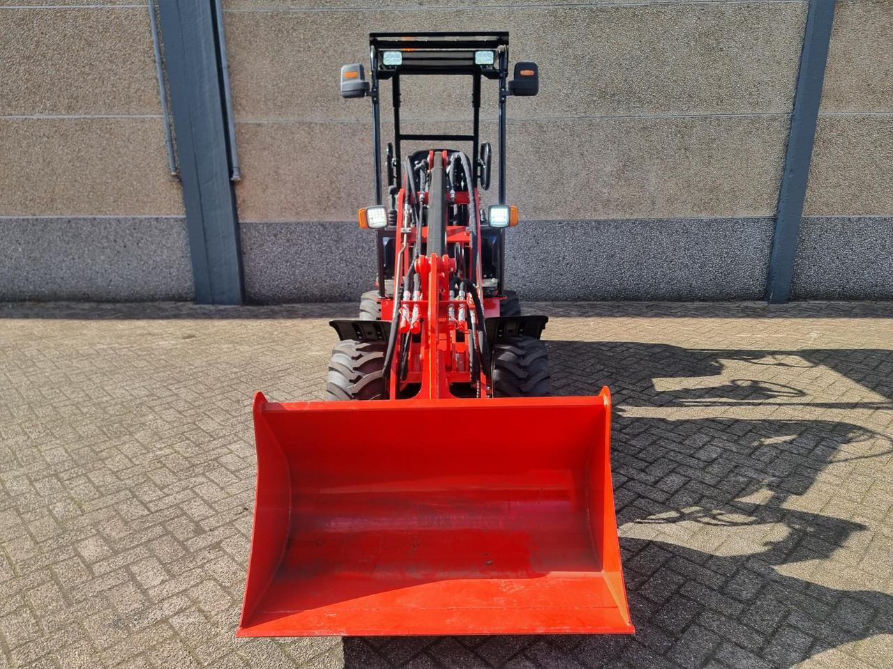 Stahlworks R906 Shovel Nieuw - Ratinis krautuvas: foto 2 Stahlworks R906 Shovel Nieuw - Ratinis krautuvas: foto 2