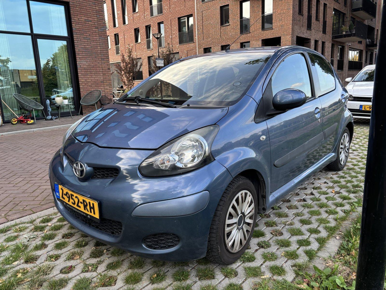 Toyota | Aygo | 1.0-12V Access | 2009 | 152.444 km | Z952RH | Geen oordeel - Hečbekas: foto 1 Toyota | Aygo | 1.0-12V Access | 2009 | 152.444 km | Z952RH | Geen oordeel - Hečbekas: foto 1