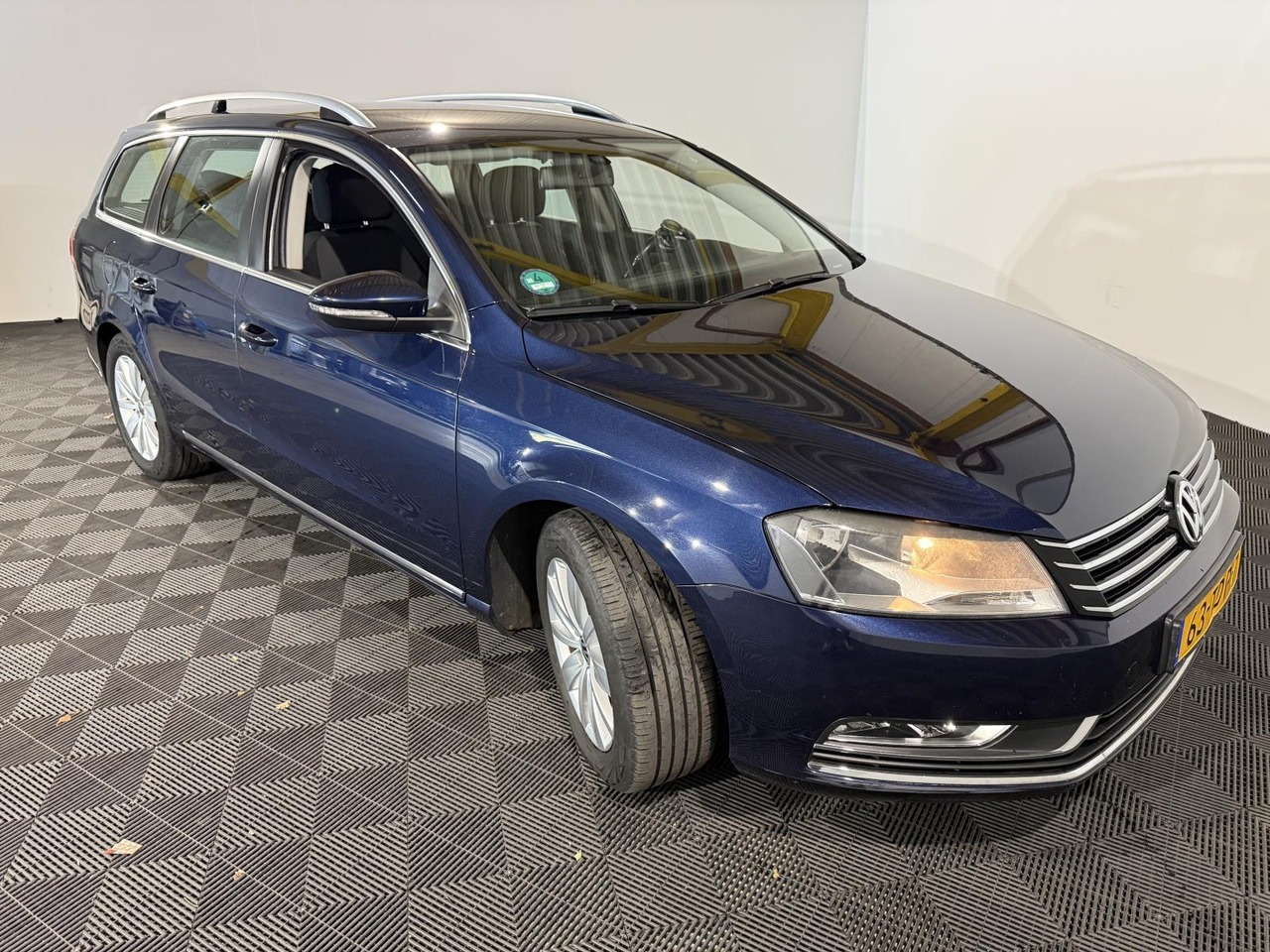 Volkswagen | Passat Variant | 1.4 TSI Comfortline BlueMotion | 2012 | 223.524 km | 63TDP7 | Logisch - Lengvasis automobilis: foto 5 Volkswagen | Passat Variant | 1.4 TSI Comfortline BlueMotion | 2012 | 223.524 km | 63TDP7 | Logisch - Lengvasis automobilis: foto 5