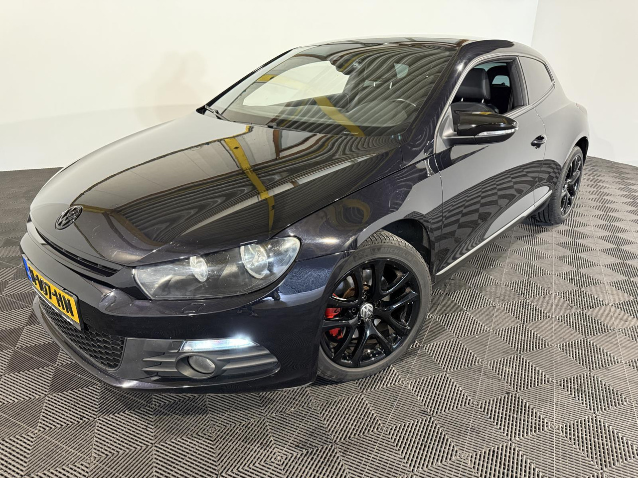 Volkswagen | Scirocco | 1.4 TSI | 2010 | 158.287 km | H107HN | Geen oordeel - Lengvasis automobilis: foto 1 Volkswagen | Scirocco | 1.4 TSI | 2010 | 158.287 km | H107HN | Geen oordeel - Lengvasis automobilis: foto 1