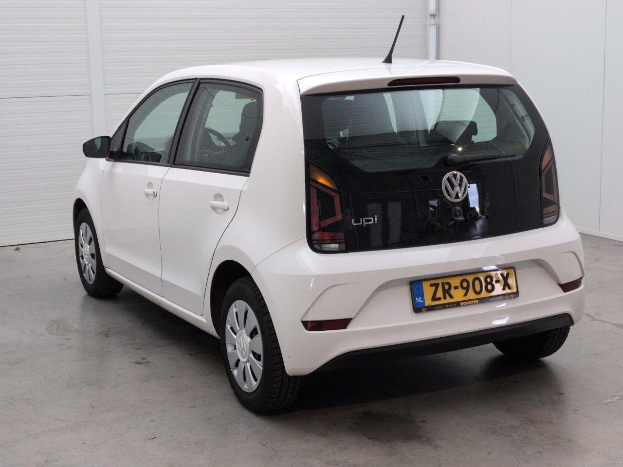 Volkswagen Up! 1.0 BMT move up! | 2019 | 114.730 km | ZR908X | NAP: Logisch - Hečbekas: foto 3 Volkswagen Up! 1.0 BMT move up! | 2019 | 114.730 km | ZR908X | NAP: Logisch - Hečbekas: foto 3