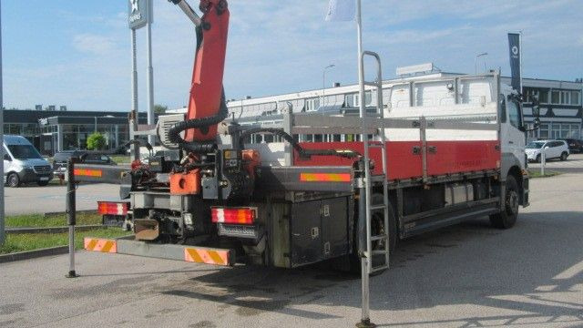 Mercedes-Benz Axor 1833 L Pr. Kran, PK 10.501, Klima - Platforminis/ Bortinis sunkvežimis, Sunkvežimis su kranu: foto 5 Mercedes-Benz Axor 1833 L Pr. Kran, PK 10.501, Klima - Platforminis/ Bortinis sunkvežimis, Sunkvežimis su kranu: foto 5