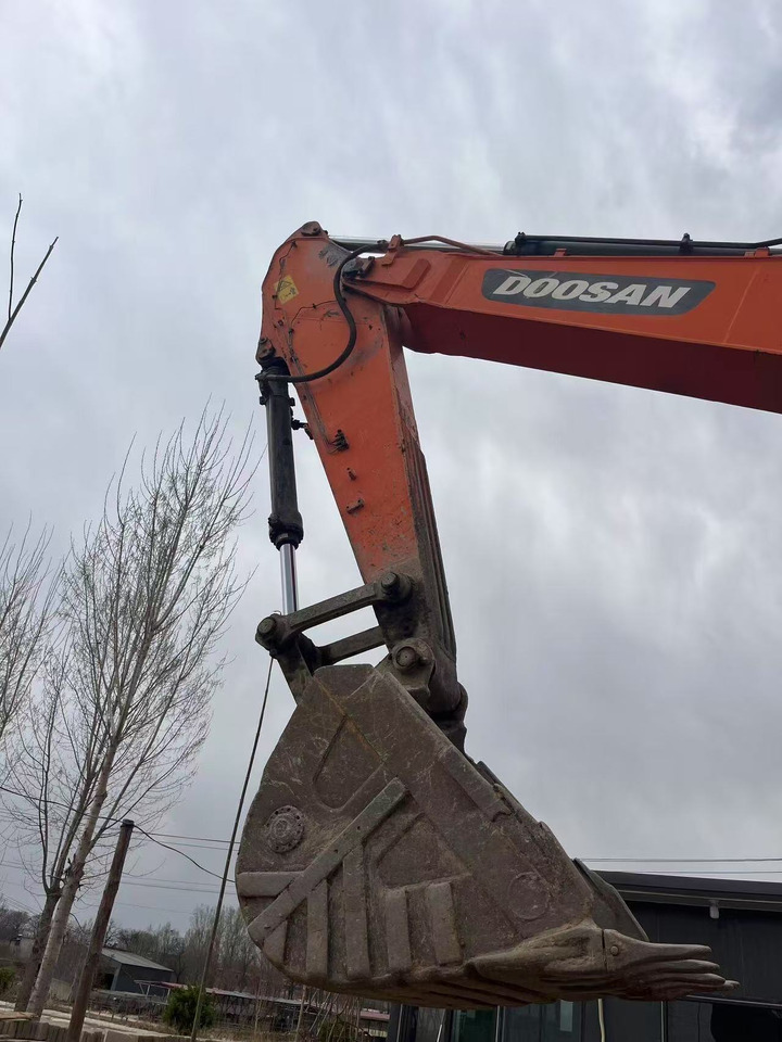DOOSAN DX340 - Vikšrinis ekskavatorius: foto 5 DOOSAN DX340 - Vikšrinis ekskavatorius: foto 5
