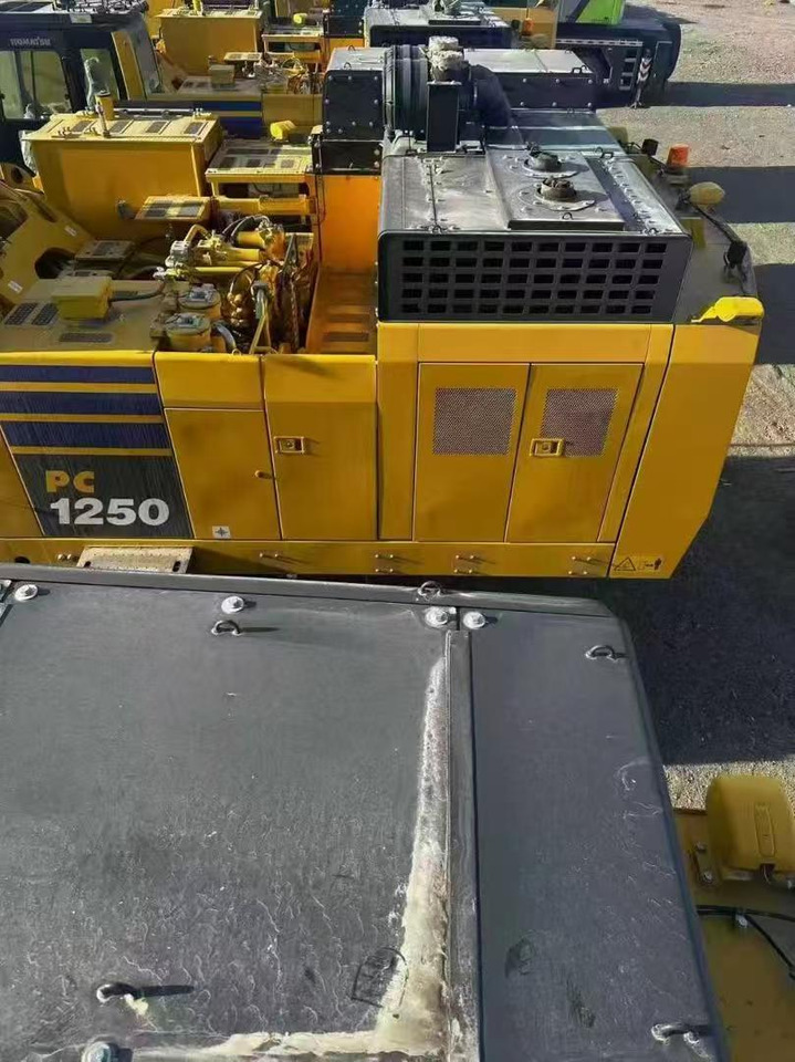 KOMATSU PC1250-11R - Vikšrinis ekskavatorius: foto 4 KOMATSU PC1250-11R - Vikšrinis ekskavatorius: foto 4