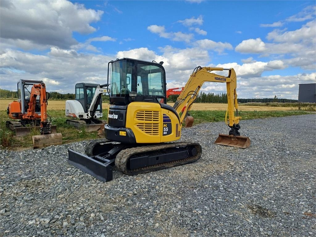 Komatsu PC55mr2 kallistuvalla liittimellä - Mini ekskavatorius: foto 5 Komatsu PC55mr2 kallistuvalla liittimellä - Mini ekskavatorius: foto 5