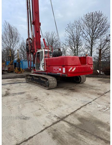 Soilmec R312 - Gręžimo mašina: foto 2 Soilmec R312 - Gręžimo mašina: foto 2