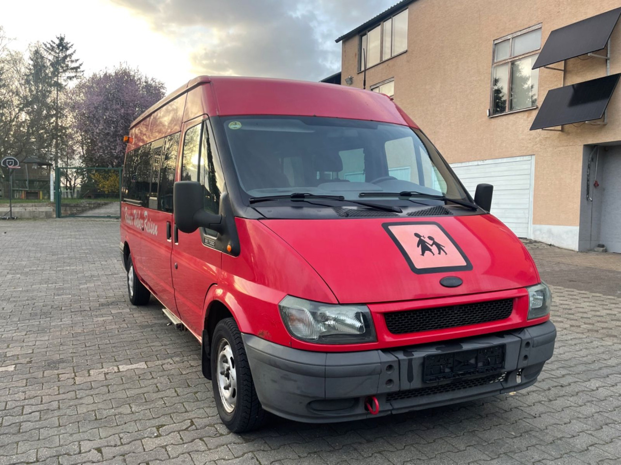 Ford Transit/mit Rollstuhl-Hebebühne - Mikroautobusas, Keleivinis furgonas: foto 1 Ford Transit/mit Rollstuhl-Hebebühne - Mikroautobusas, Keleivinis furgonas: foto 1