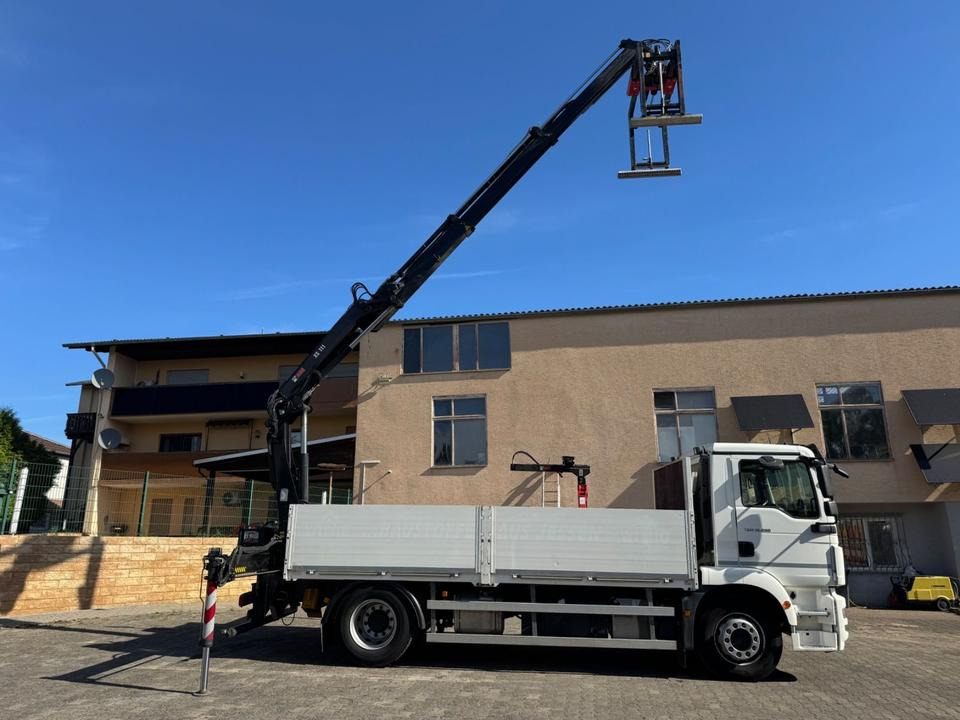 MAN TGM 18.290/HIAB-XS111/JOYSTICK/aus1.Hand - Platforminis/ Bortinis sunkvežimis, Sunkvežimis su kranu: foto 4 MAN TGM 18.290/HIAB-XS111/JOYSTICK/aus1.Hand - Platforminis/ Bortinis sunkvežimis, Sunkvežimis su kranu: foto 4