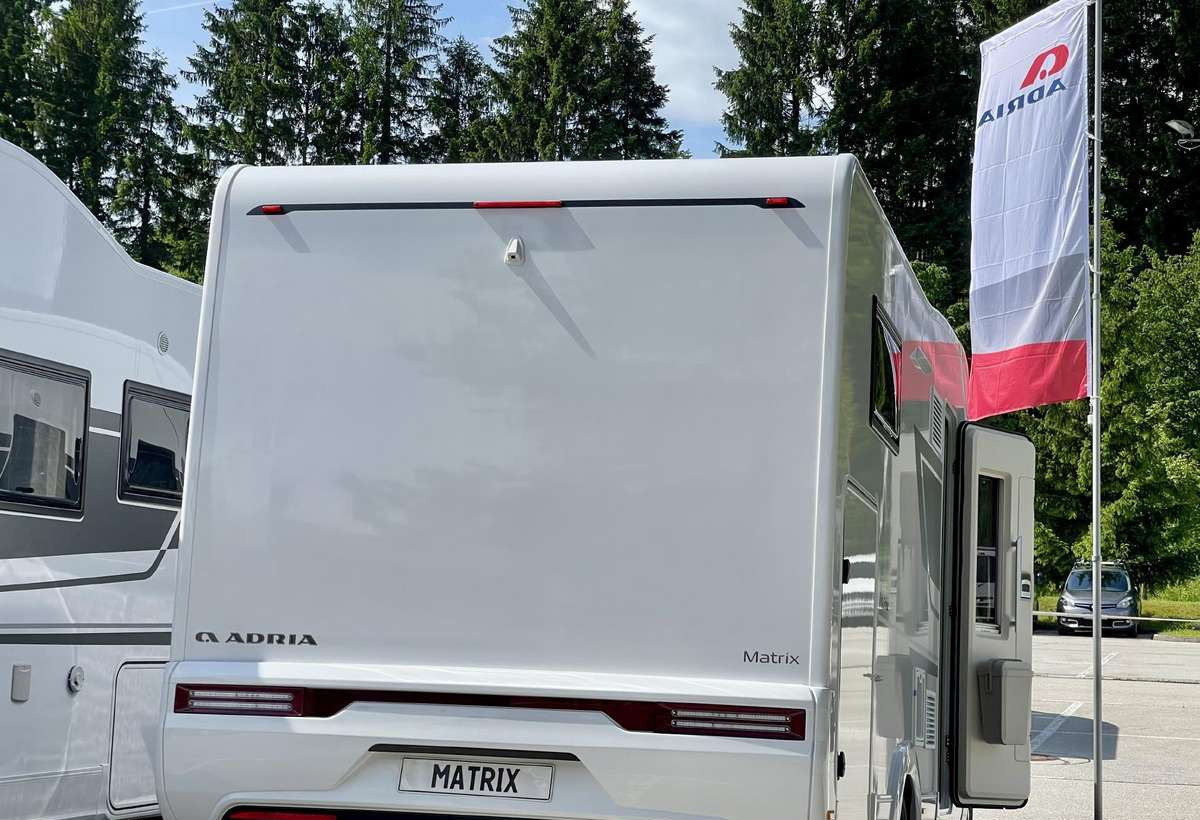 ADRIA Matrix Axess 650 SL - Pusiau integruotas kemperis: foto 4 ADRIA Matrix Axess 650 SL - Pusiau integruotas kemperis: foto 4