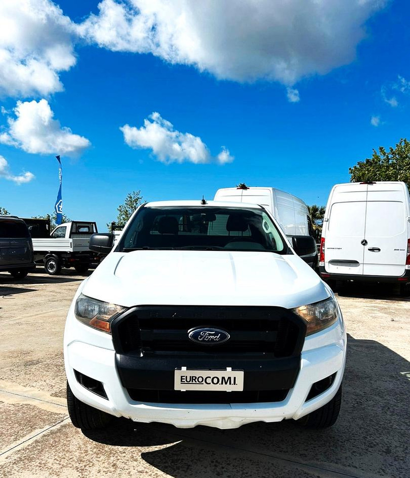 Ford Ranger 2.2 160 cv XL Supercab 4 posti 4wd - Pikapas: foto 2 Ford Ranger 2.2 160 cv XL Supercab 4 posti 4wd - Pikapas: foto 2