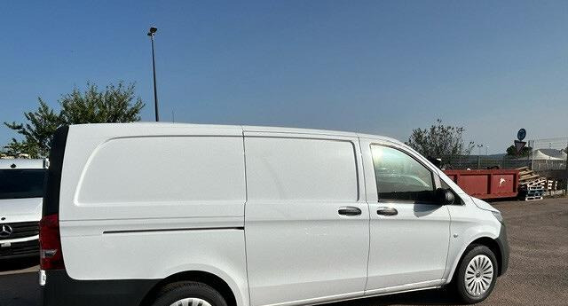 VITO FURGONE NUOVO PRONTA CONSEGNA - Krovininis mikroautobusas: foto 2 VITO FURGONE NUOVO PRONTA CONSEGNA - Krovininis mikroautobusas: foto 2