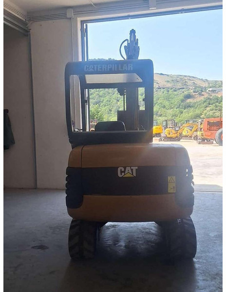 Caterpillar 302.5 - Mini ekskavatorius: foto 5 Caterpillar 302.5 - Mini ekskavatorius: foto 5