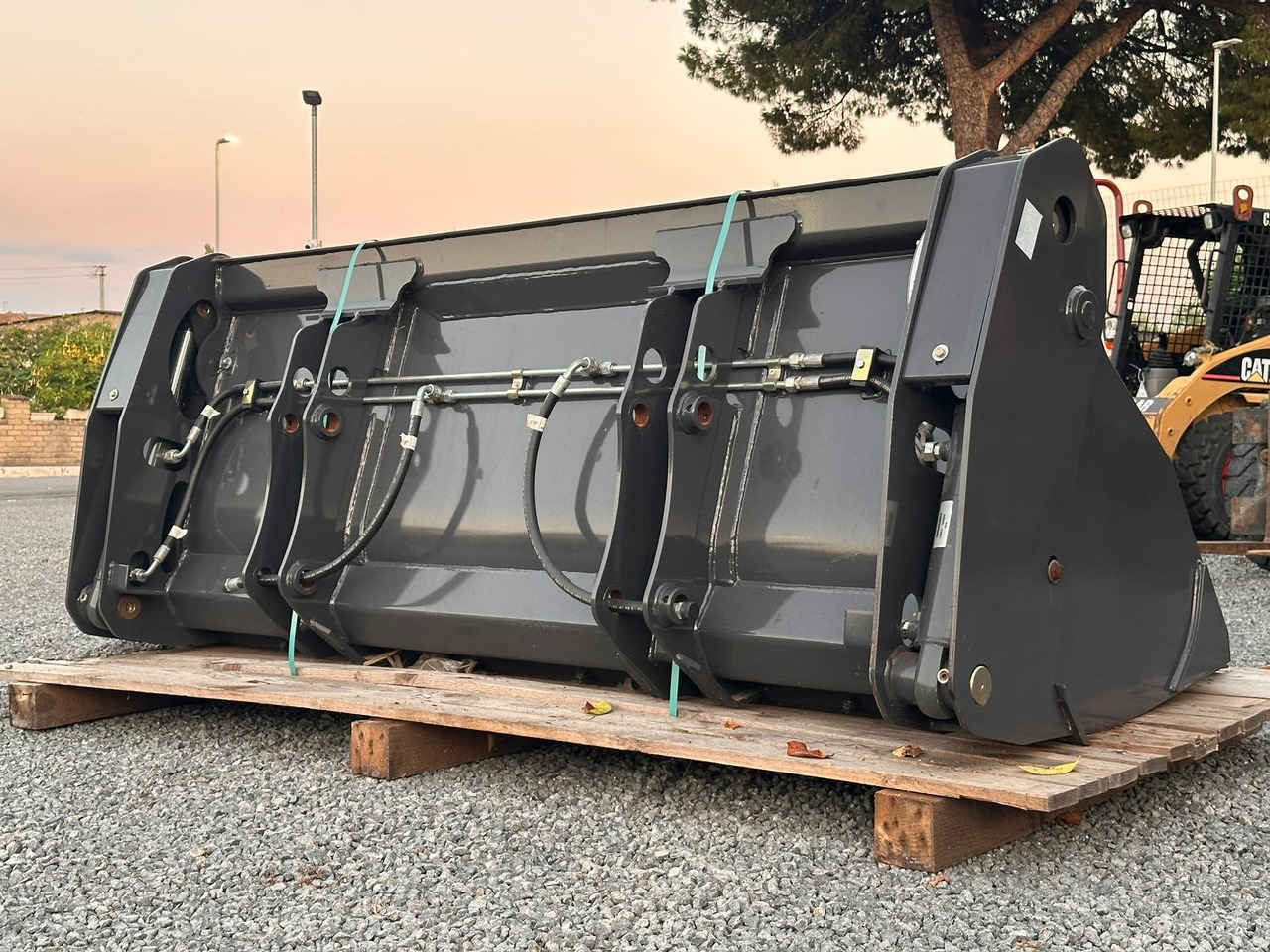 Krautuvo kaušas NEW HOLLAND 220: foto 9