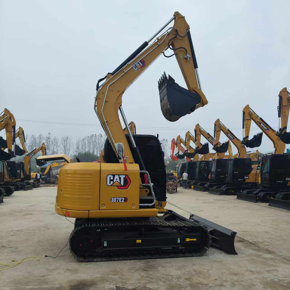 CATERPILLAR 307E2 - Vikšrinis ekskavatorius: foto 1 CATERPILLAR 307E2 - Vikšrinis ekskavatorius: foto 1