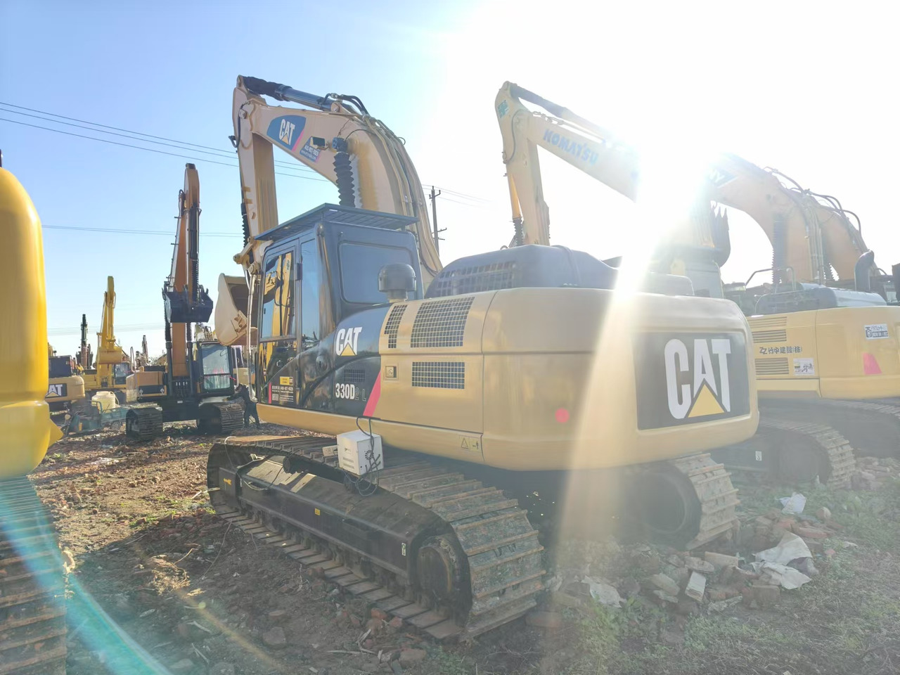 CATERPILLAR 330D2 - Vikšrinis ekskavatorius: foto 3 CATERPILLAR 330D2 - Vikšrinis ekskavatorius: foto 3