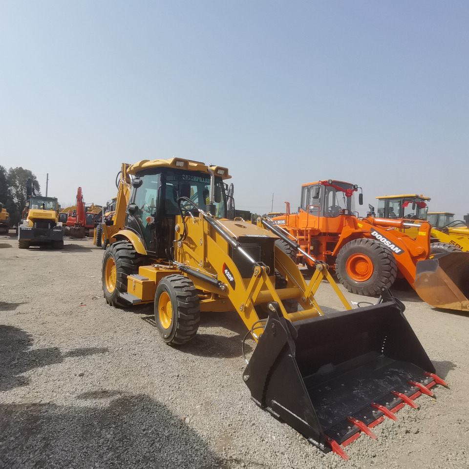 CATERPILLAR 420F - Ekskavatorius-krautuvas: foto 5 CATERPILLAR 420F - Ekskavatorius-krautuvas: foto 5