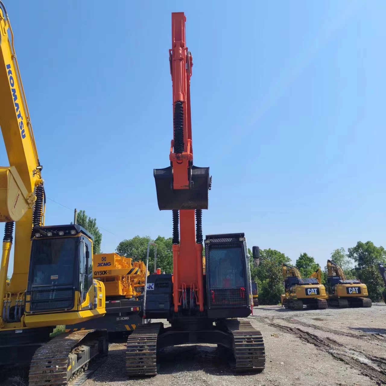 HITACHI ZX210 - Vikšrinis ekskavatorius: foto 4 HITACHI ZX210 - Vikšrinis ekskavatorius: foto 4
