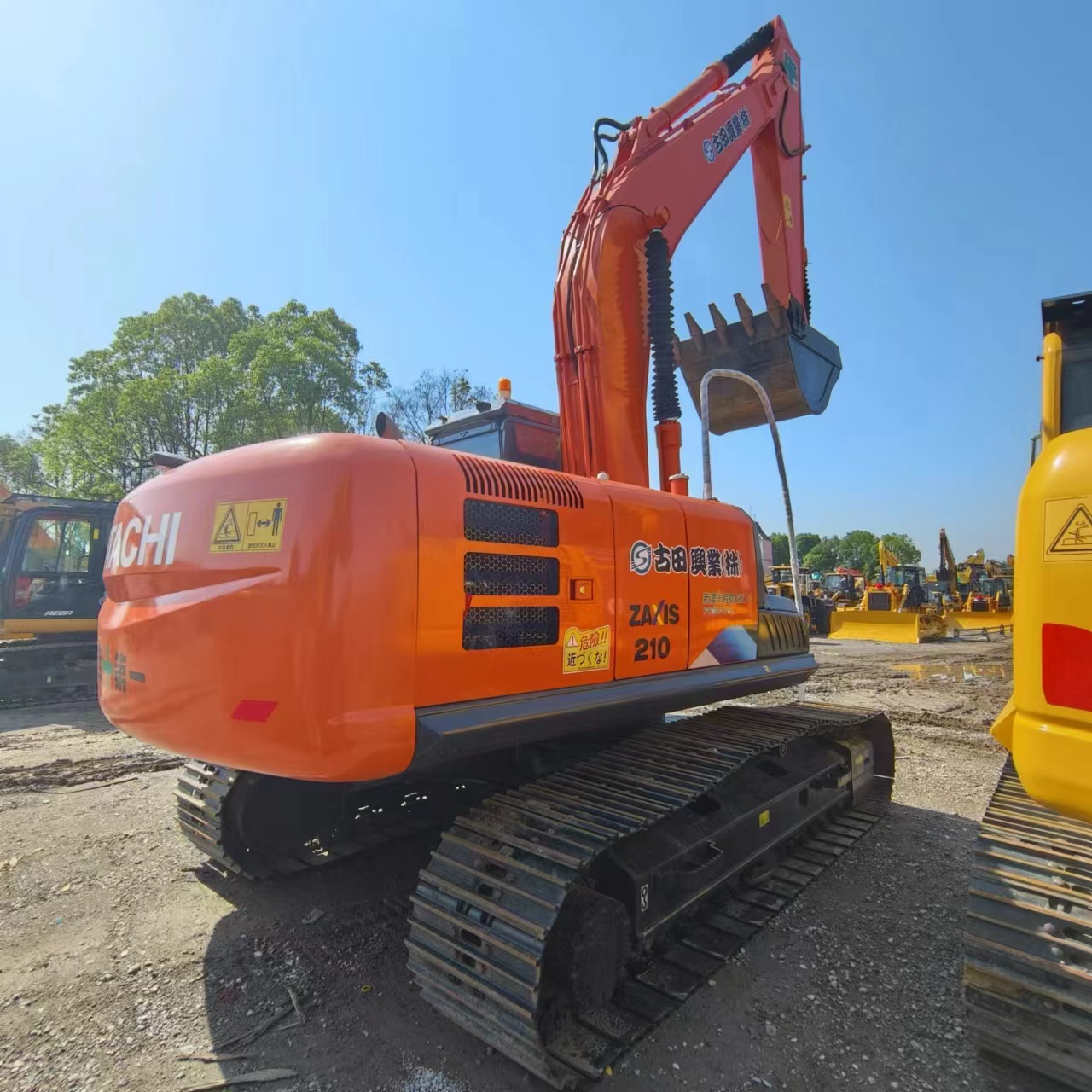 HITACHI ZX210 - Vikšrinis ekskavatorius: foto 2 HITACHI ZX210 - Vikšrinis ekskavatorius: foto 2