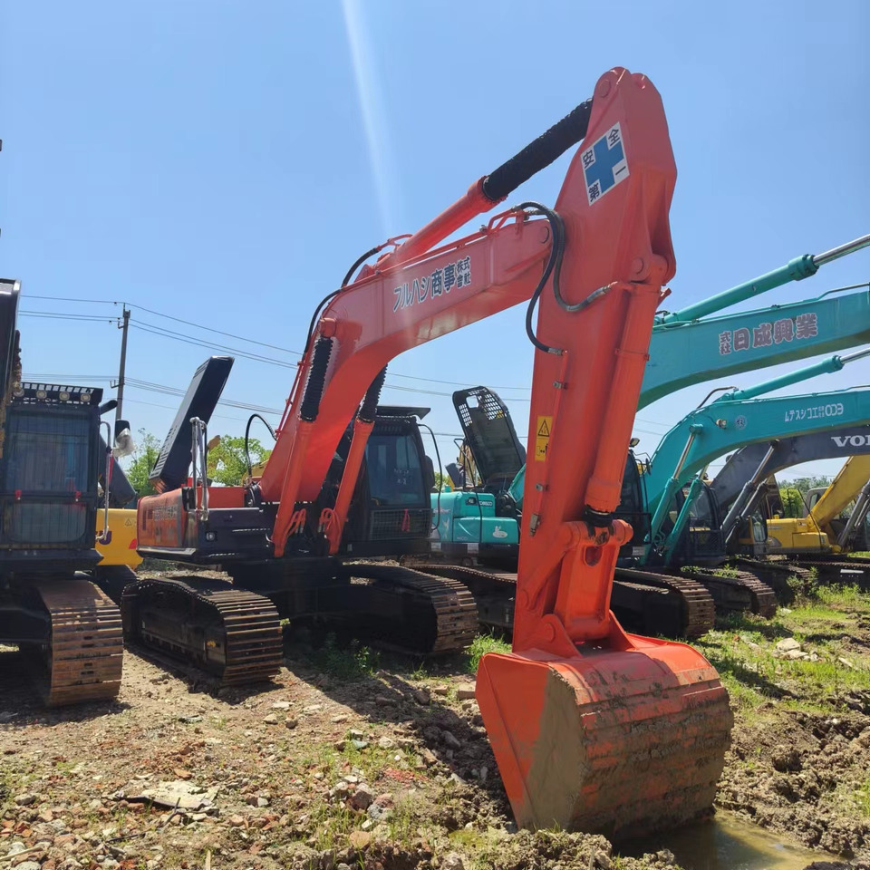 HITACHI ZX350 - Vikšrinis ekskavatorius: foto 1 HITACHI ZX350 - Vikšrinis ekskavatorius: foto 1