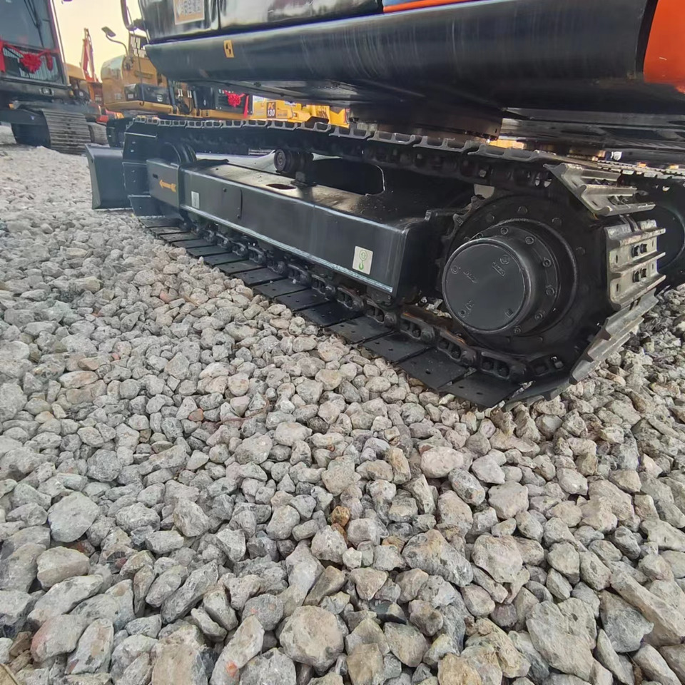 Vikšrinis ekskavatorius HITACHI ZX70: foto 10