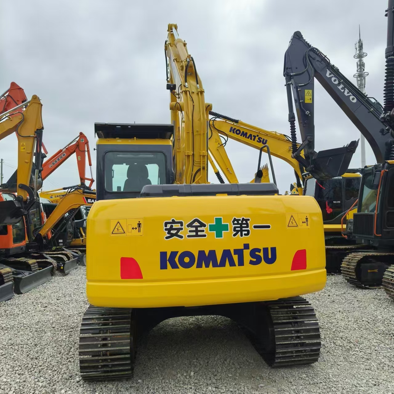KOMATSU PC110 - Vikšrinis ekskavatorius: foto 4 KOMATSU PC110 - Vikšrinis ekskavatorius: foto 4