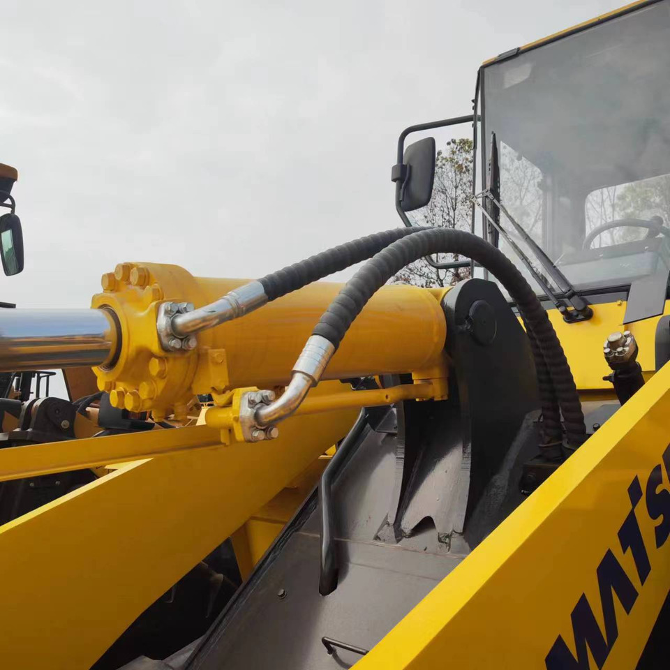 Ratinis krautuvas KOMATSU WA380: foto 10