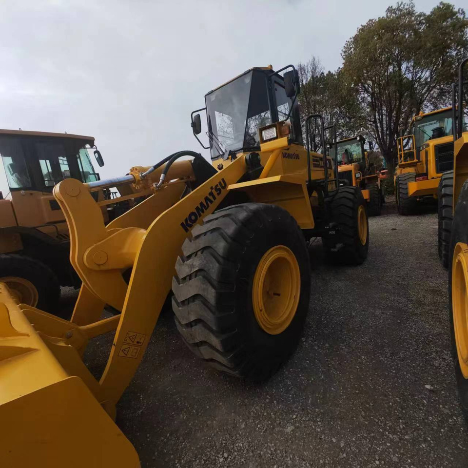 Ratinis krautuvas KOMATSU WA380: foto 8