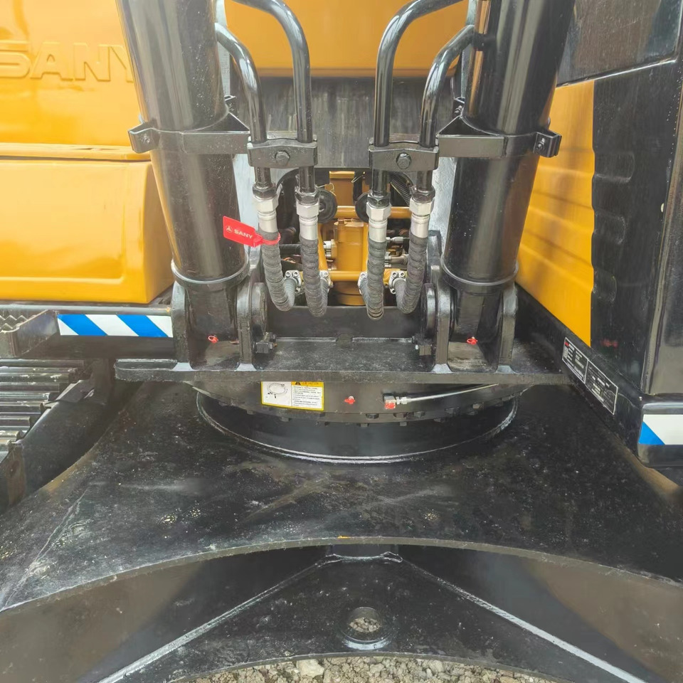 Vikšrinis ekskavatorius SANY SY235H: foto 12