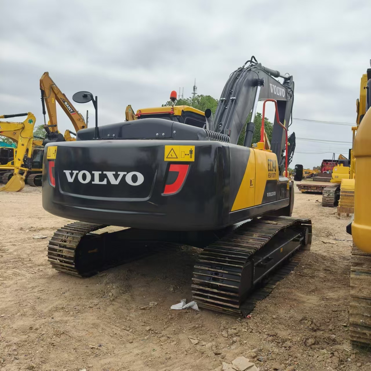 VOLVO EC240 - Vikšrinis ekskavatorius: foto 3 VOLVO EC240 - Vikšrinis ekskavatorius: foto 3