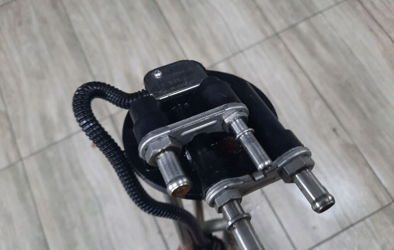 1 Renault DXI - Išmetimo sistema - Sunkvežimis: foto 1 1 Renault DXI - Išmetimo sistema - Sunkvežimis: foto 1