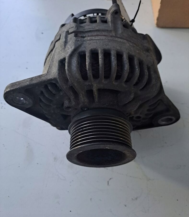 Bosch ALTERNATOR ORYGINAŁ VOLVO FH 4 FM 4 D13K 150A 21257552 - Generatorius - Sunkvežimis: foto 4 Bosch ALTERNATOR ORYGINAŁ VOLVO FH 4 FM 4 D13K 150A 21257552 - Generatorius - Sunkvežimis: foto 4