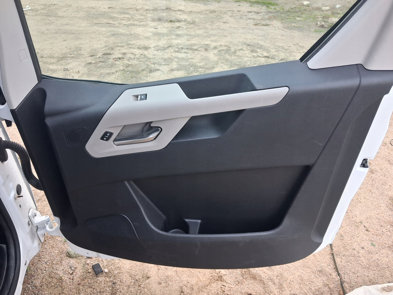 FORD DRZWI KOMPLETNE PRAWE FORD F-MAX 500 TRUCKS EURO 6 - Durys ir dalys - Sunkvežimis: foto 5 FORD DRZWI KOMPLETNE PRAWE FORD F-MAX 500 TRUCKS EURO 6 - Durys ir dalys - Sunkvežimis: foto 5