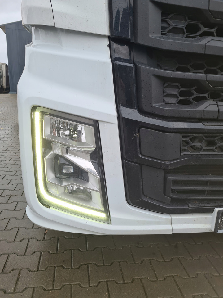 FORD F-MAX 500 TRUCKS PRZÓD KOMPLETNY LAMPA XENON LED GRILL BELKA - Bamperis - Sunkvežimis: foto 3 FORD F-MAX 500 TRUCKS PRZÓD KOMPLETNY LAMPA XENON LED GRILL BELKA - Bamperis - Sunkvežimis: foto 3