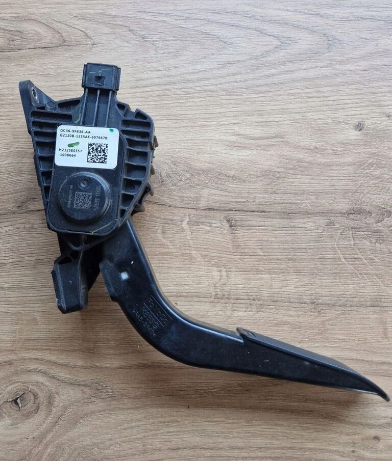 FORD PEDAŁ GAZU POTENCJOMETR FORD F-MAX CARGO EURO 6 - Pedalas - Sunkvežimis: foto 1 FORD PEDAŁ GAZU POTENCJOMETR FORD F-MAX CARGO EURO 6 - Pedalas - Sunkvežimis: foto 1