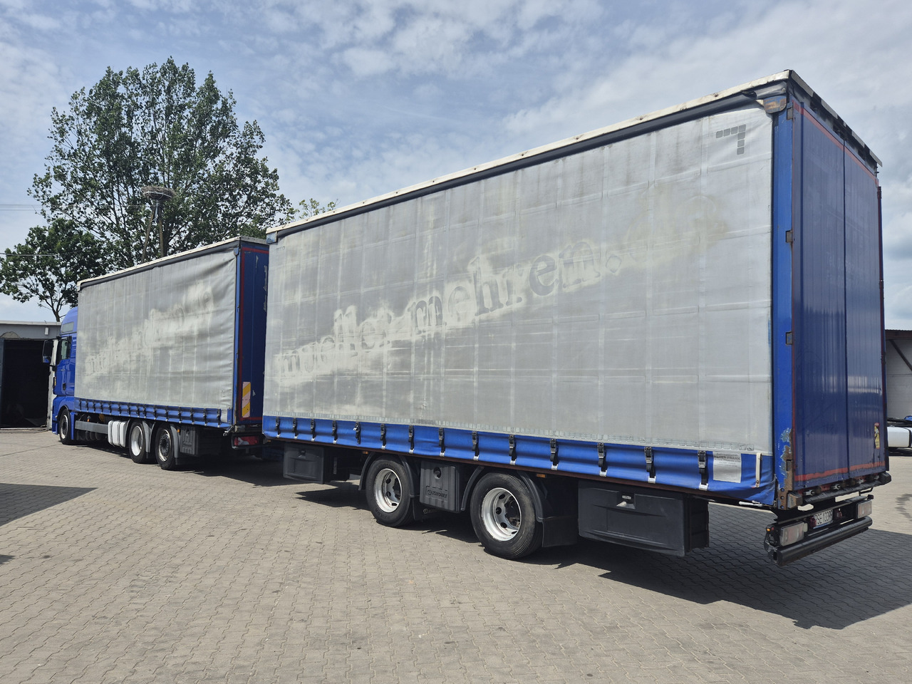 MAN tgx 24,500 - Tentinis sunkvežimis: foto 3 MAN tgx 24,500 - Tentinis sunkvežimis: foto 3