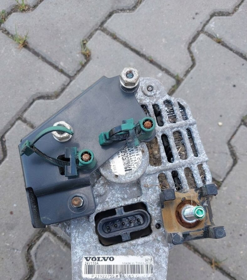 Mitsubishi ALTERNATOR VOLVO FL RENAULT GAMA D8K 110A EURO 6 21922755 - Generatorius - Sunkvežimis: foto 2 Mitsubishi ALTERNATOR VOLVO FL RENAULT GAMA D8K 110A EURO 6 21922755 - Generatorius - Sunkvežimis: foto 2