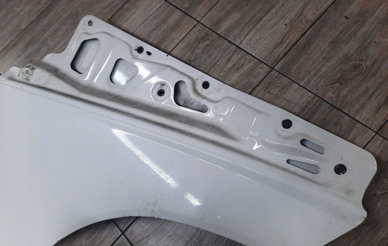 ORYGINALNE PRZEDŁUŻENIE DRZWI LEWE 82107271 Volvo FH 4 - Kėbulas ir išorė - Sunkvežimis: foto 2 ORYGINALNE PRZEDŁUŻENIE DRZWI LEWE 82107271 Volvo FH 4 - Kėbulas ir išorė - Sunkvežimis: foto 2