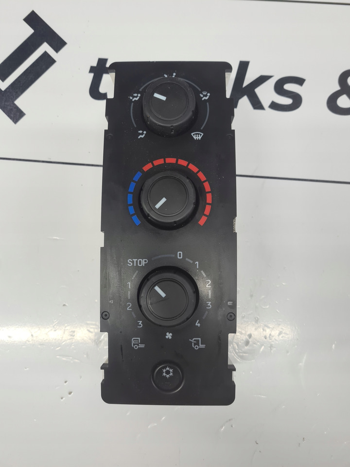 PANEL KLIMATYZACJI NAWIEWU RENAULT DXI LIFT GAMA D WIDE VOLVO FL FE LIFT - Šildymas/ Ventiliacija: foto 1 PANEL KLIMATYZACJI NAWIEWU RENAULT DXI LIFT GAMA D WIDE VOLVO FL FE LIFT - Šildymas/ Ventiliacija: foto 1