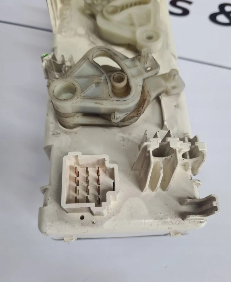 PANEL OGRZEWANIA KLIMATYZACJI NAWIEWU RENAULT DXI LIFT VOLVO FL FE LIFT - Šildymas/ Ventiliacija: foto 3 PANEL OGRZEWANIA KLIMATYZACJI NAWIEWU RENAULT DXI LIFT VOLVO FL FE LIFT - Šildymas/ Ventiliacija: foto 3