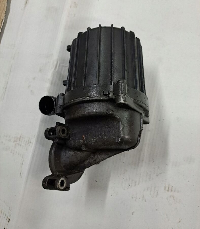 Renault 21679517 Volvo FM - Alyvos filtras - Sunkvežimis: foto 1 Renault 21679517 Volvo FM - Alyvos filtras - Sunkvežimis: foto 1